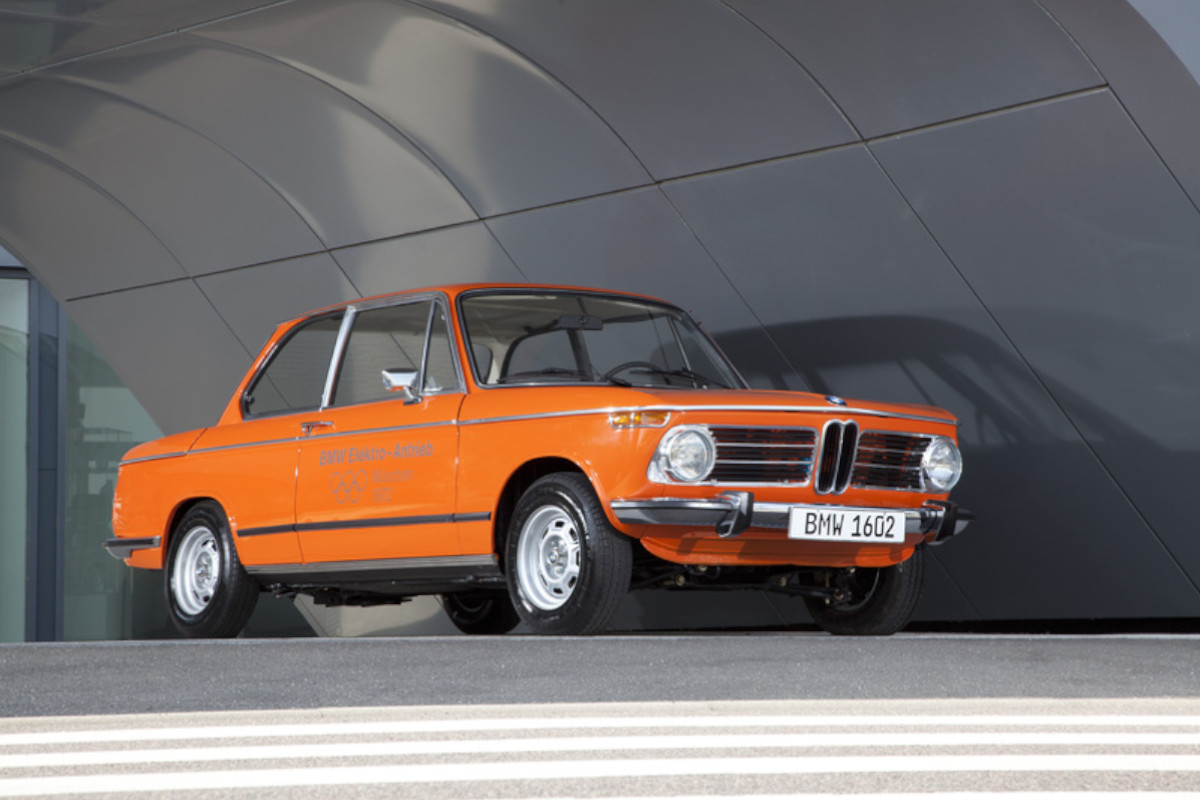 Primeiro carro elétrico da BMW completa 50 anos