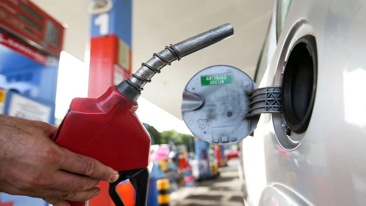 ICMS alivia preço dos combustíveis