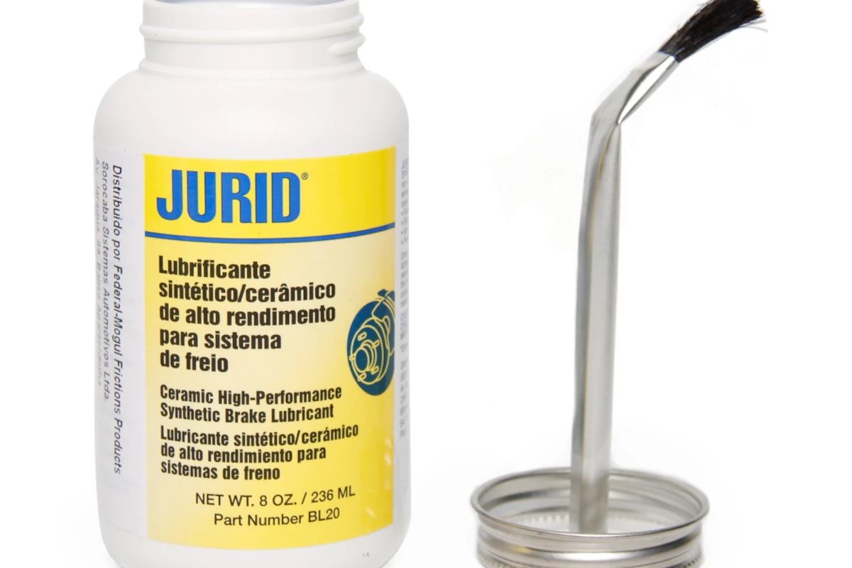 Atuação do lubrificante cerâmico da Jurid protege as peças do freio